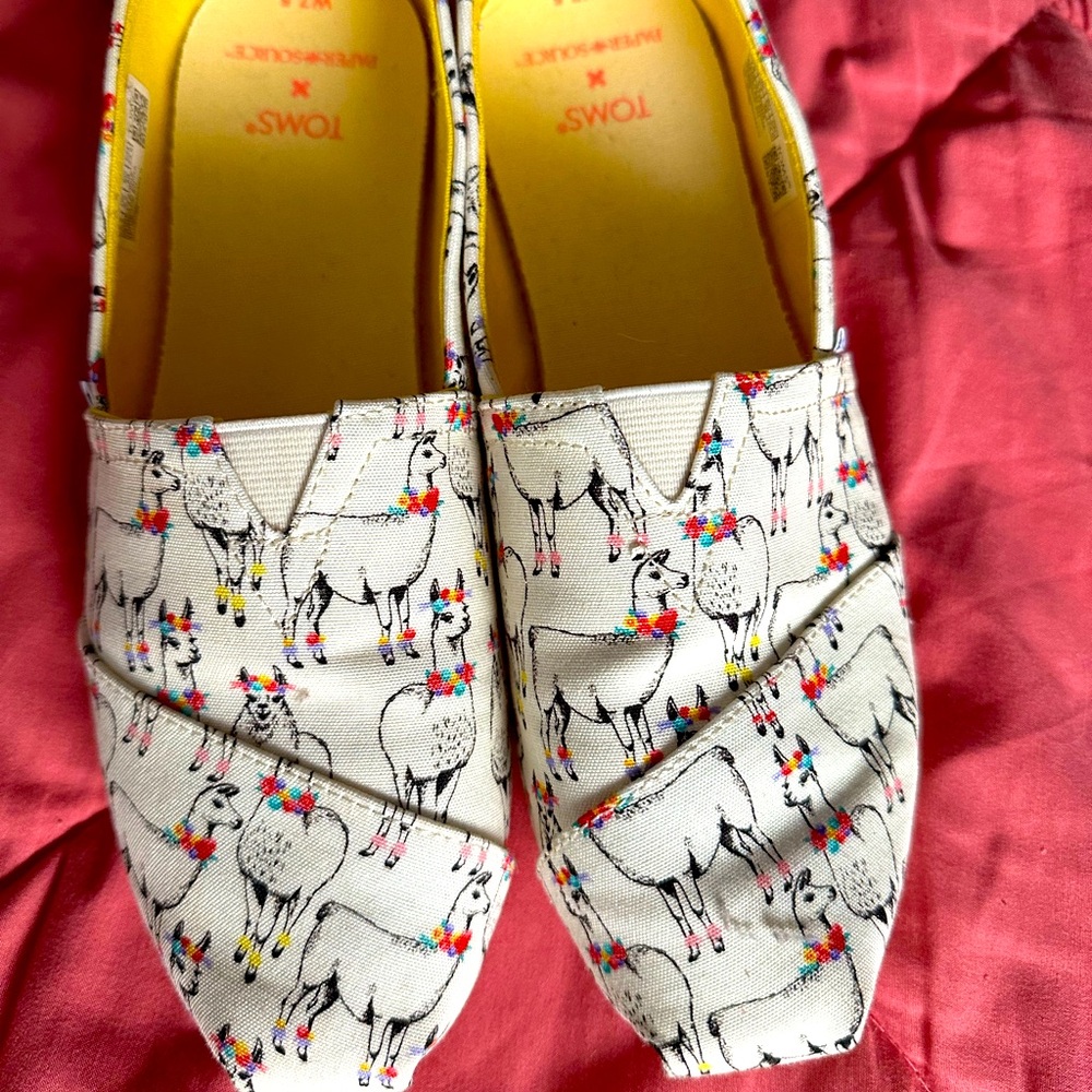 Toms llama slip on shoes